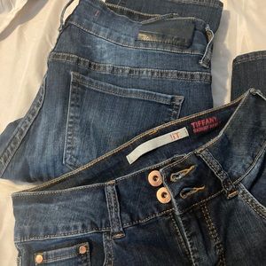 pair of Tiffany skinny ankle jeans by    !iT